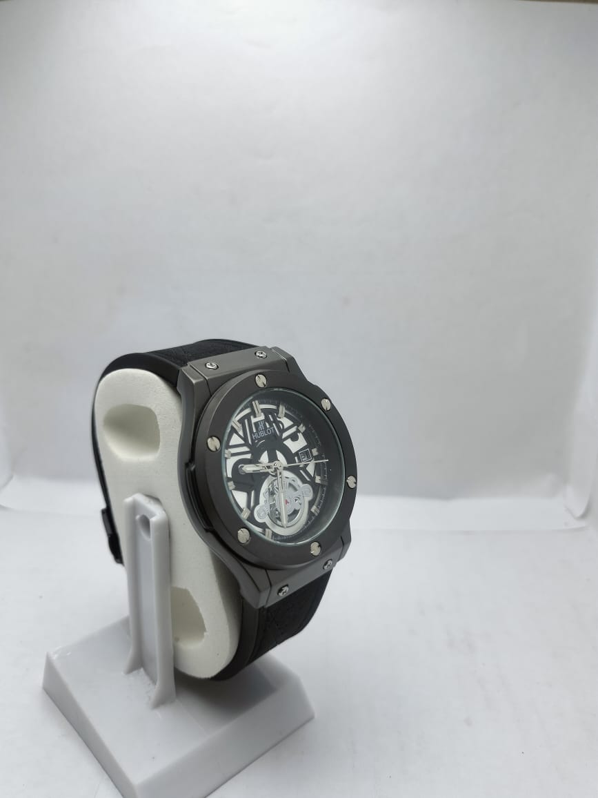 Luxury Hublot Style Skeleton Automatic Watch – Black Rubber Strap